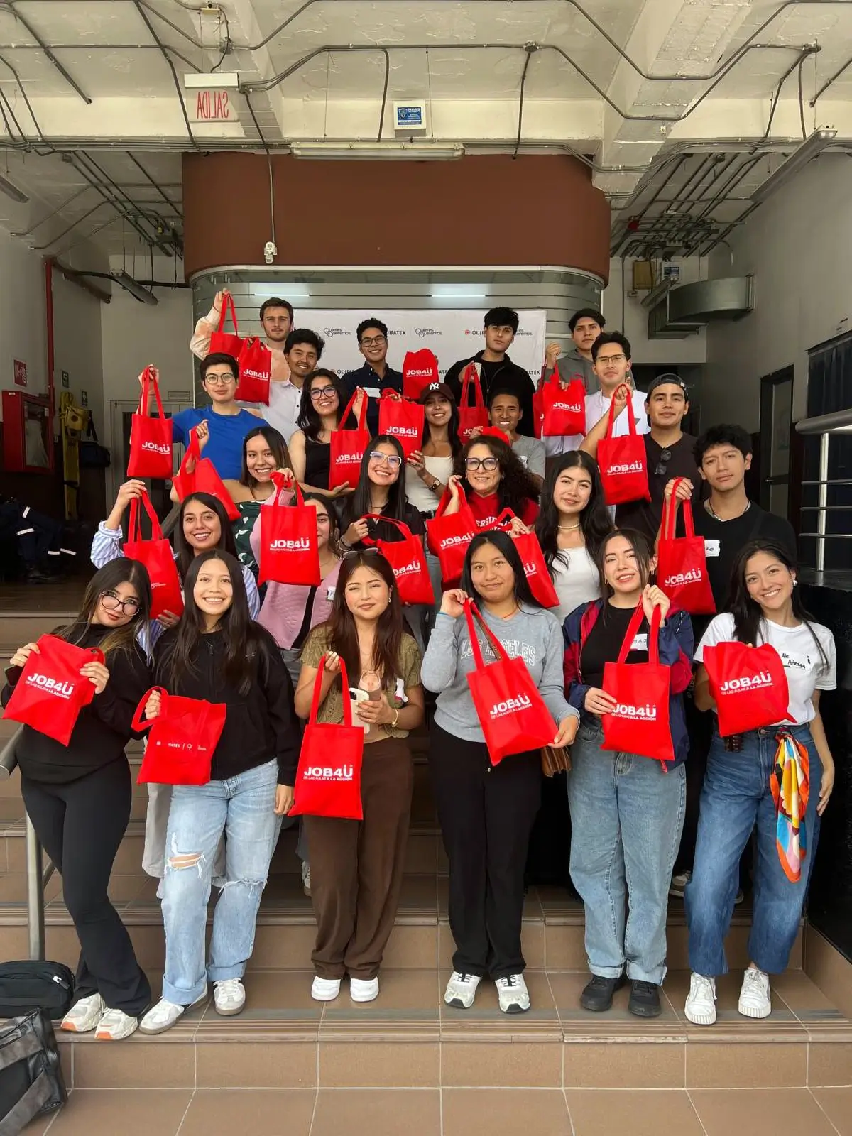 Job4U, el programa fortalece el vínculo de Quifatex con la academia